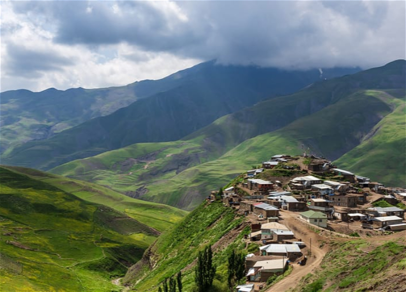 «Погруженный в историю и легенды»: CNN написал о селе Хыналыг - ФОТО