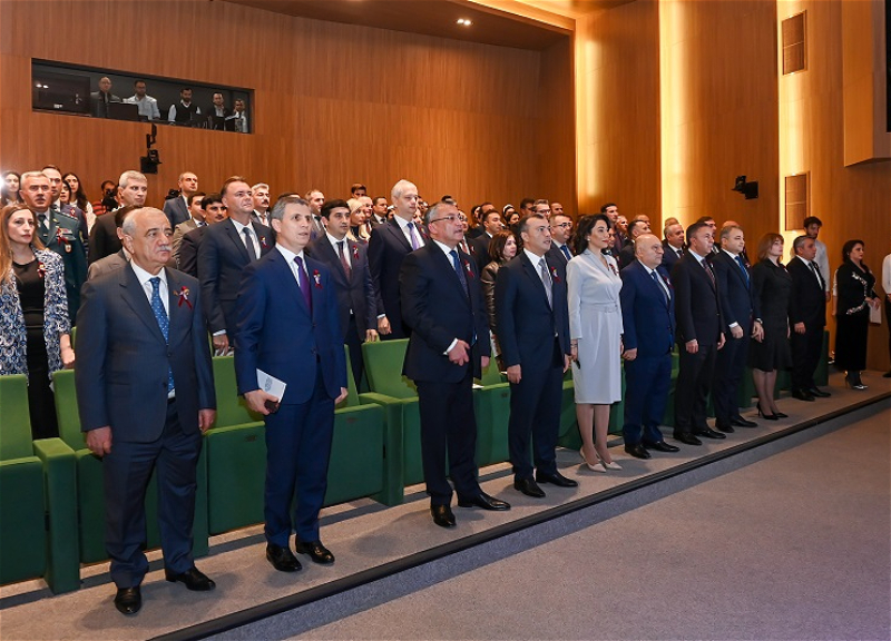 DOST İnklüziv İnkişaf və Yaradıcılıq Mərkəzində Zəfər Günü və Mərkəzin 1 illiyinə həsr olunmuş tədbir keçirilib - FOTO