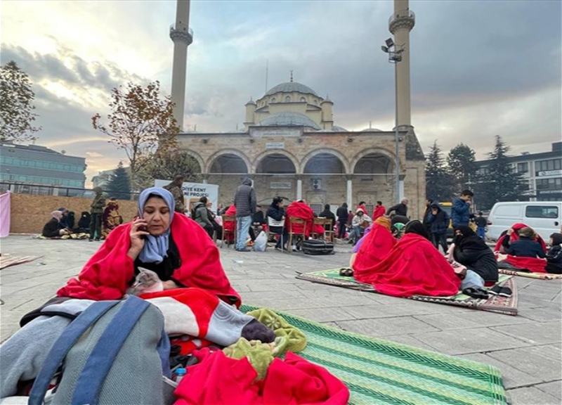 В Турции устраняют последствия землетрясения, один из пострадавших скончался – ФОТО
