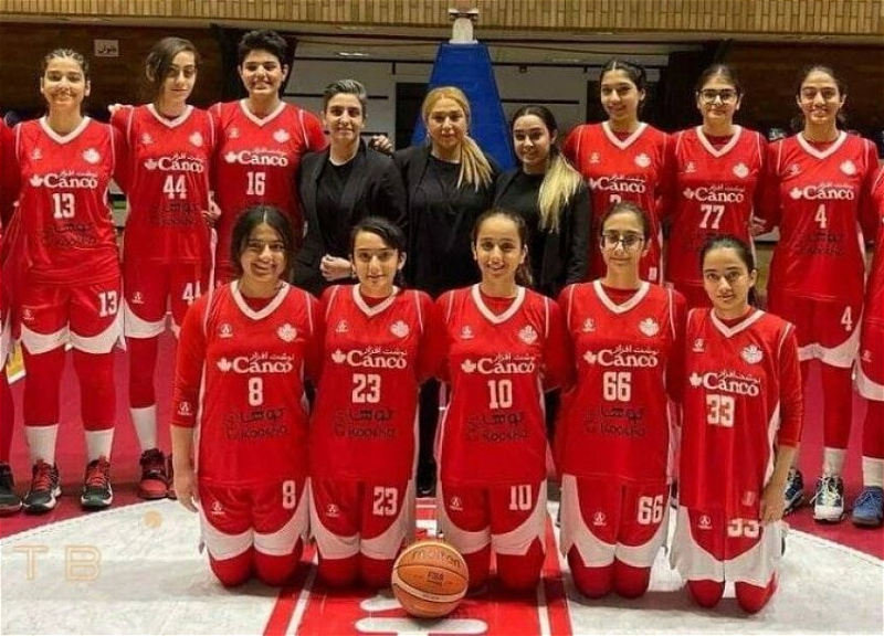 Иранские баскетболистки сфотографировались без хиджабов в знак солидарности с протестующими