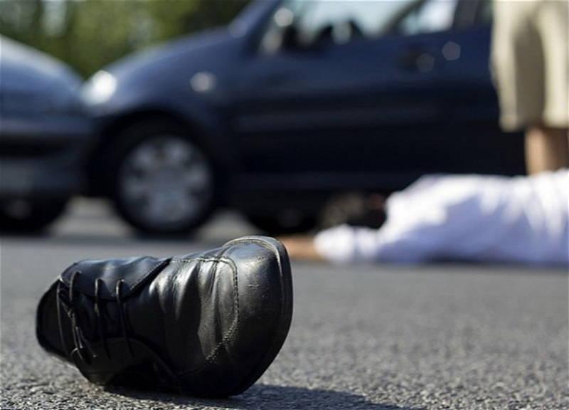 В Сабирабаде автомобиль сбил 23-летнего пешехода