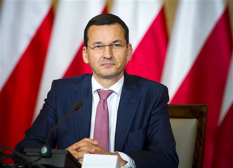 Премьер Польши находится с визитом в Киеве - ФОТО