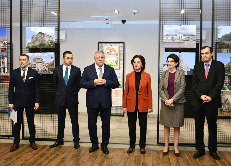 «Архитектурные шедевры стран мира»: В Баку состоялось открытие масштабного фотопроекта – ФОТО