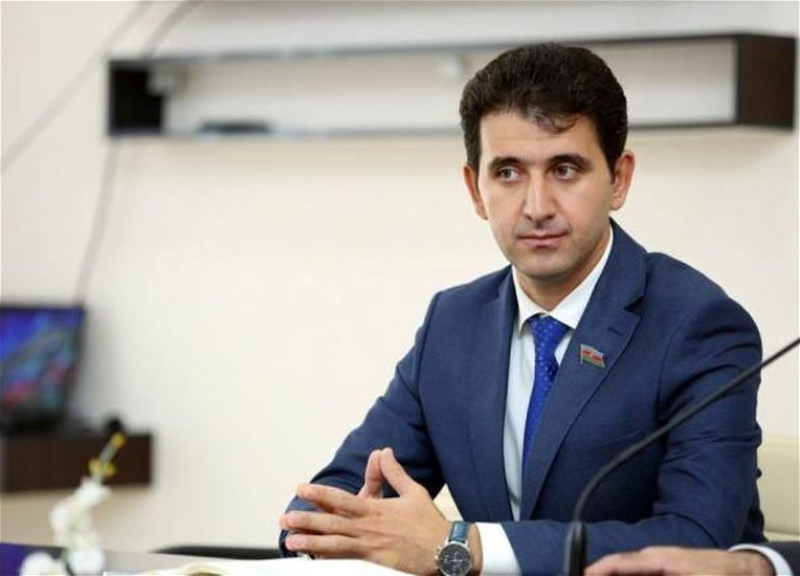 Депутат Нагиф Гамзаев: В Баку в часы пик пользоваться общественным транспортом невозможно
