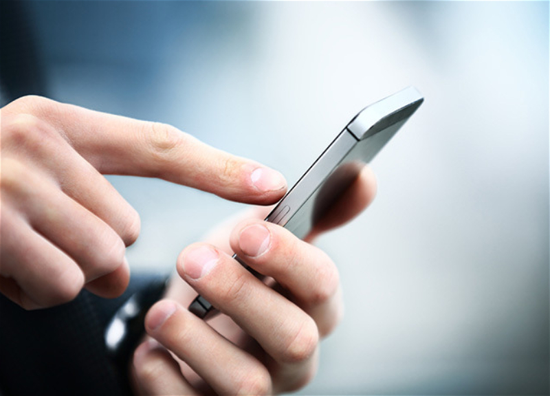 В Азербайджане введут штрафы за перекодировку мобильных телефонов
