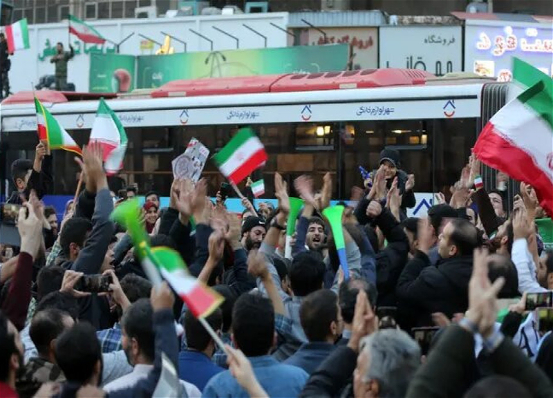 В Иране полицейские застрелили болельщика за празднование проигрыша сборной