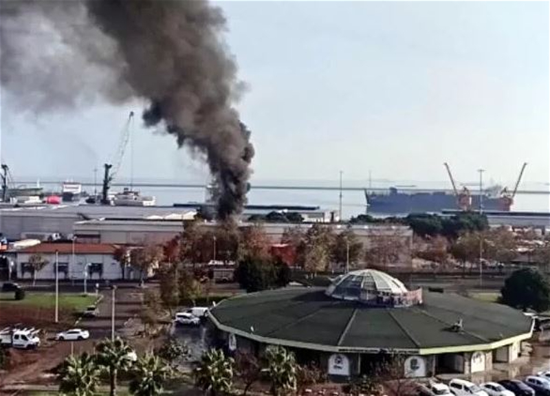 В турецком порту на танкере произошел взрыв – ФОТО