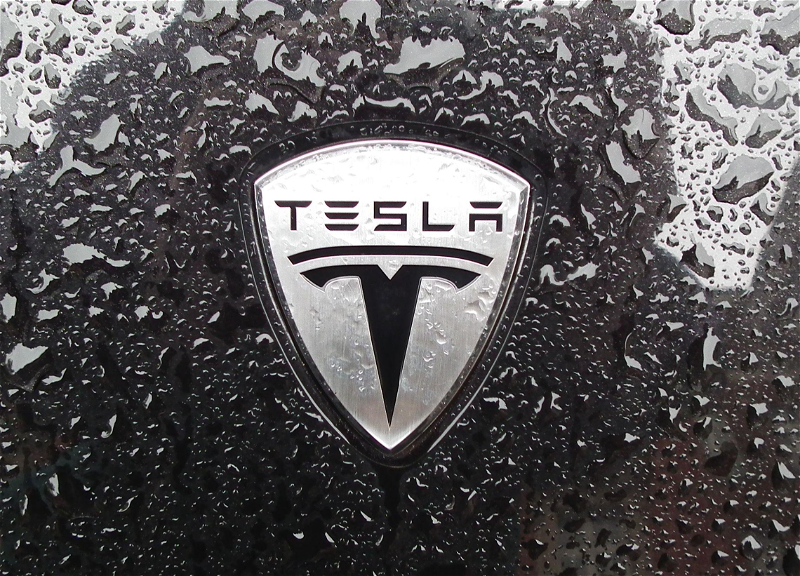Tesla отзовет более 430 тыс. автомобилей в Китае