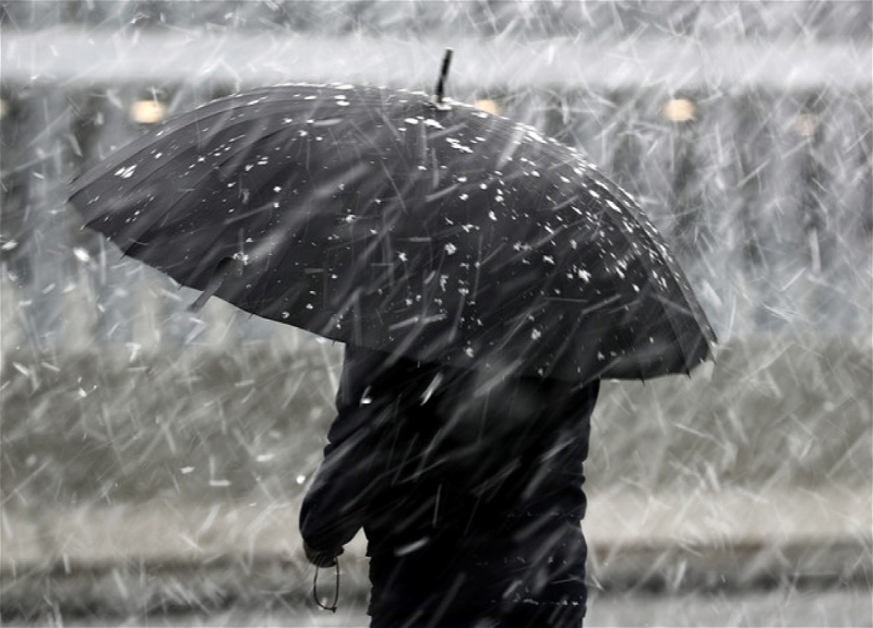 МЧС обратилось к гражданам в связи с нестабильной погодой