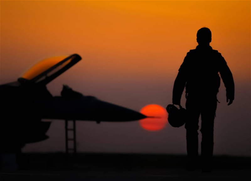 «Братский кулак»: Турецкие F-16 – в небе над Азербайджаном – ВИДЕО