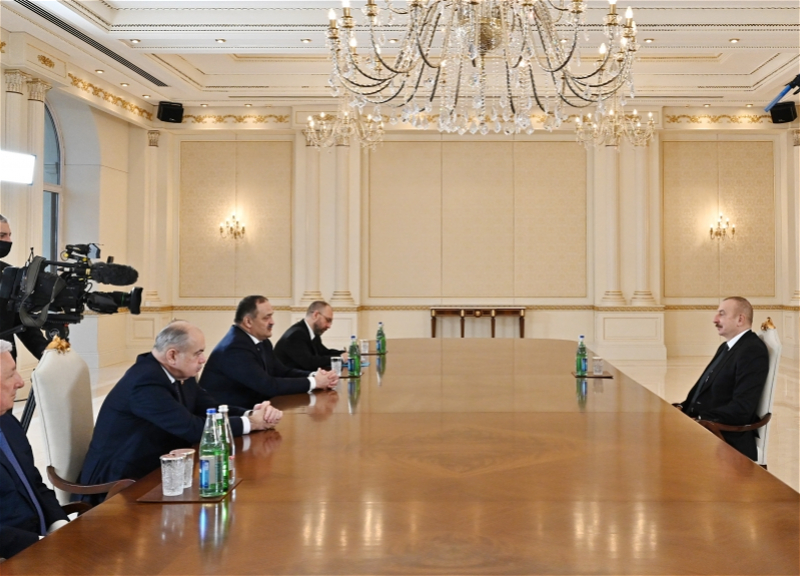 Президент Азербайджана принял главу Дагестана - ФОТО