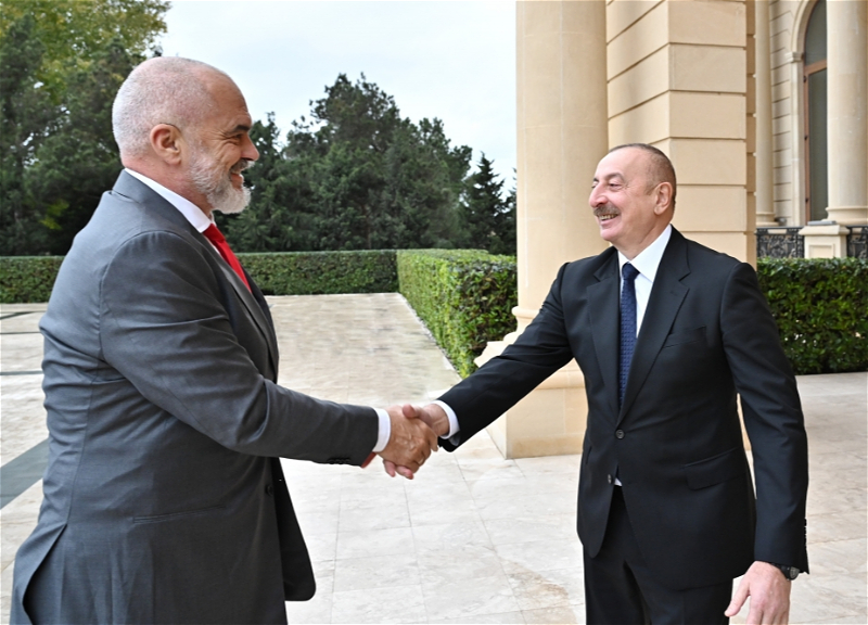 Ильхам Алиев о значении открытия посольства Азербайджана в Албании