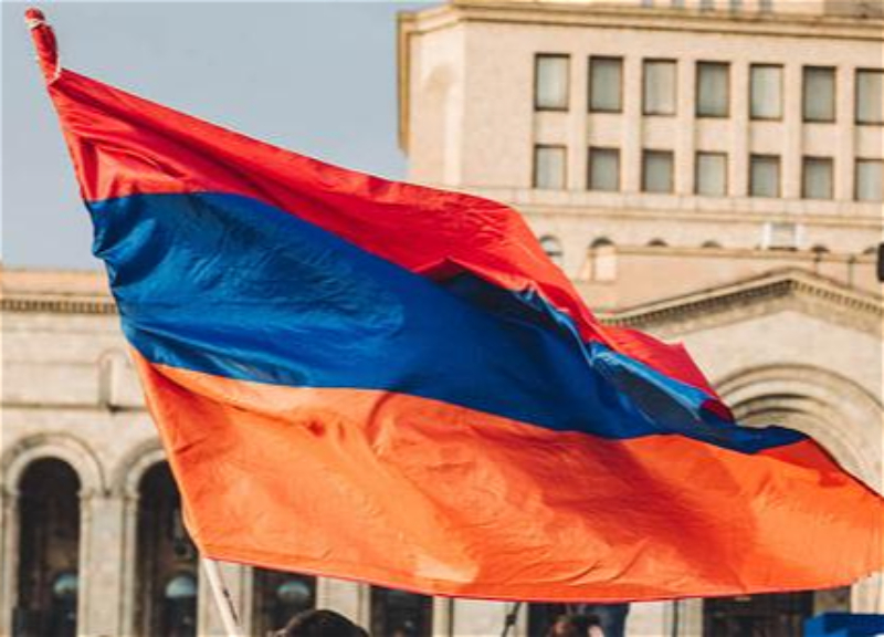 В Армении продолжают поощрять переселение бежавших карабахских армян в Карабах