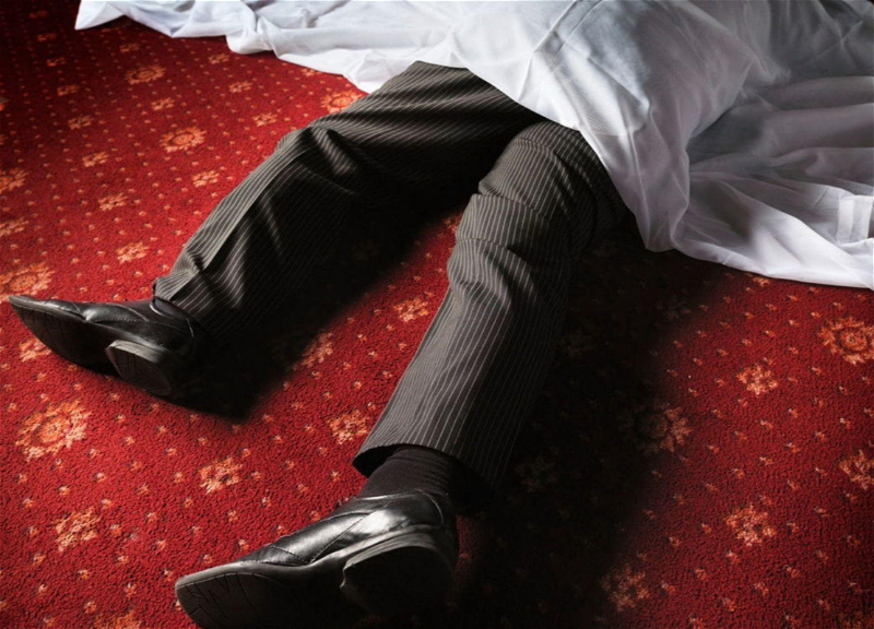 В Саатлы после свадьбы в зале обнаружили мертвого мужчину