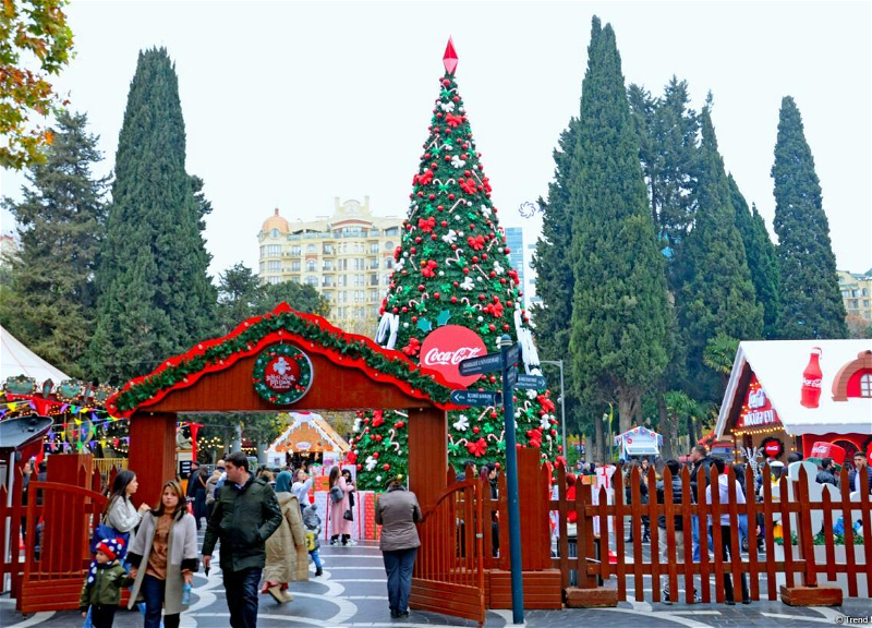 Главная новогодняя елка Азербайджана – в топ-5 самых высоких в СНГ