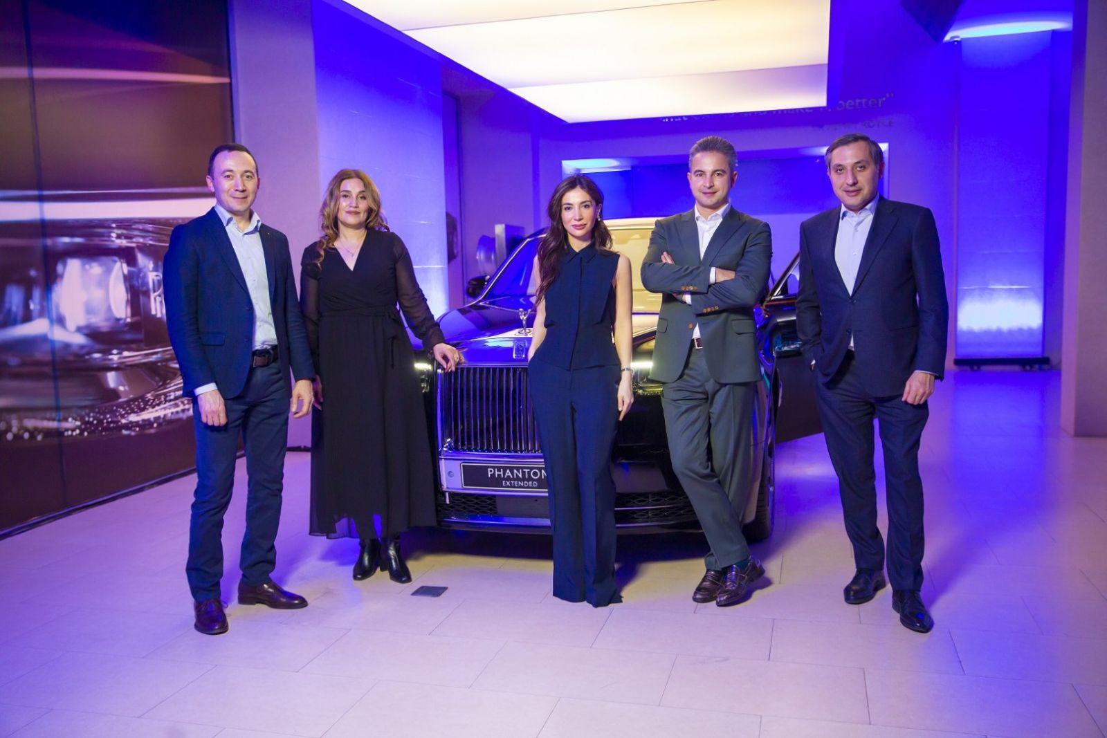 Шоу рум Rolls Royce