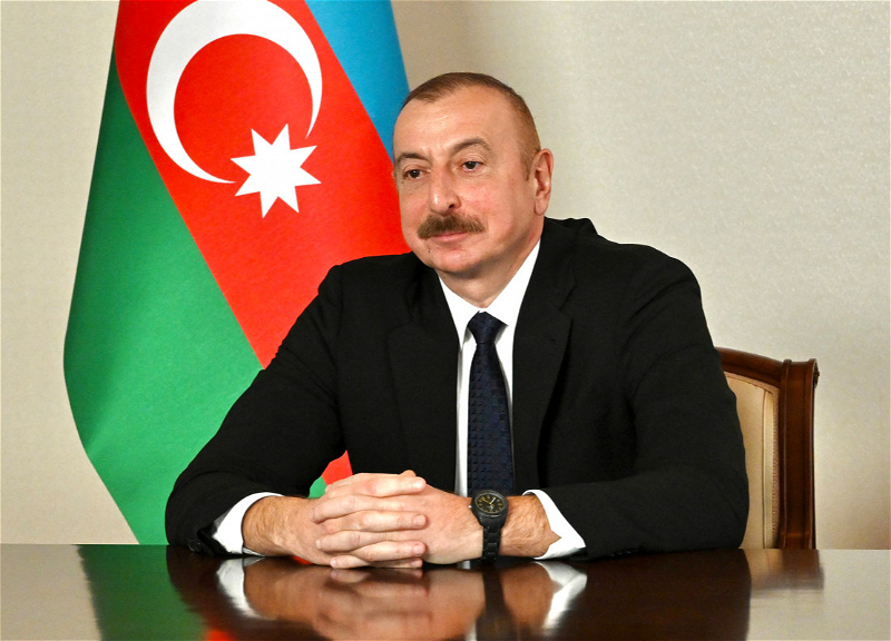 Ильхам Алиев поздравил православных христиан Азербайджана с Рождеством