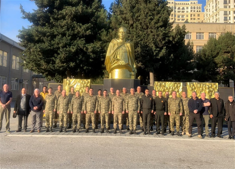 Британские специалисты обучают офицеров азербайджанской армии - ФОТО