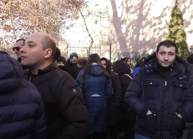 В Армении родители погибших в 44-дневной войне солдат вновь проводят акцию протеста
