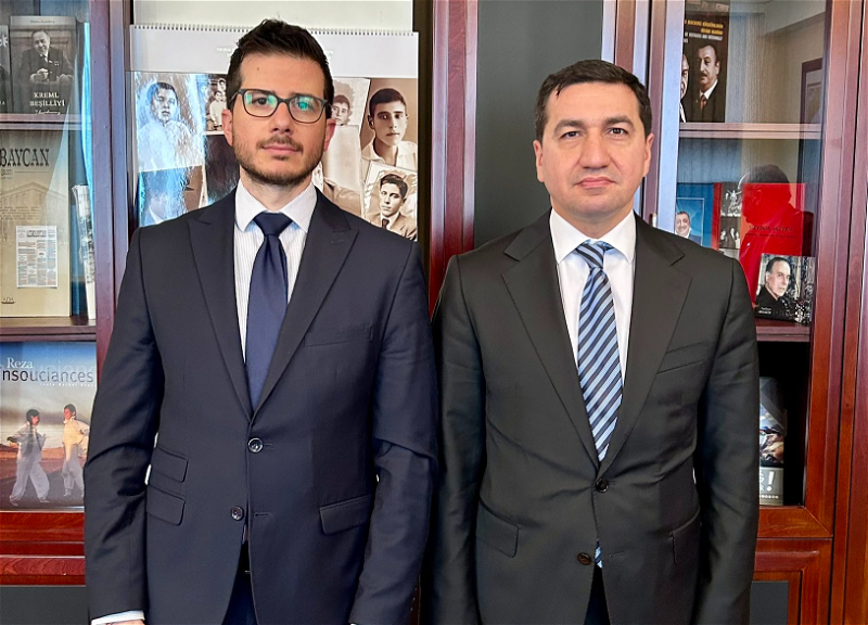 Посол Израиля встретился с помощником Президента Азербайджана