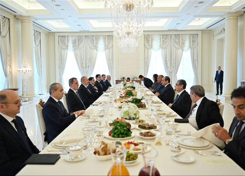 От имени Президента Ильхама Алиева был дан обед в честь Президента Египта - ФОТО