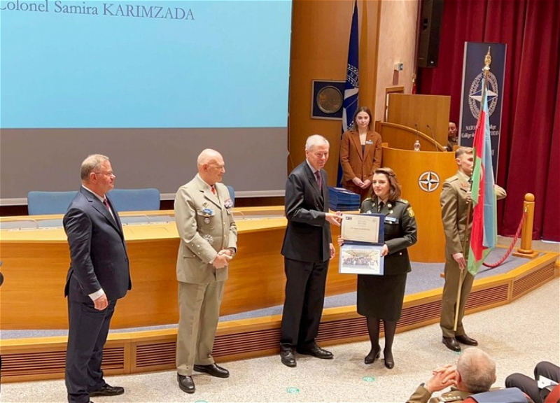 Первая азербайджанcкая военнослужащая окончила курсы Оборонного колледжа НАТО - ФОТО