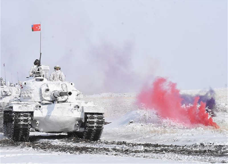 Министры обороны Турции, Азербайджана и Грузии провели встречу в Сарыкамыше и понаблюдают за Зимними учениями-2023