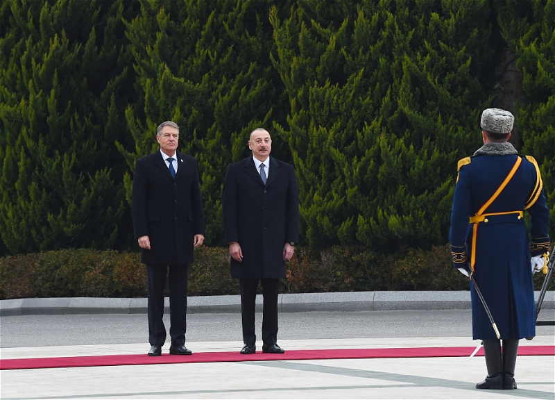 Rumıniya Prezidenti Klaus Yohannisin rəsmi qarşılanma mərasimi olub - FOTO