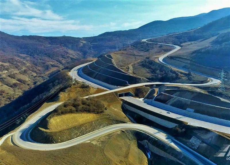 Строительство автодороги Ахмедбейли-Физули-Шуша продолжается ускоренными темпами - ФОТО