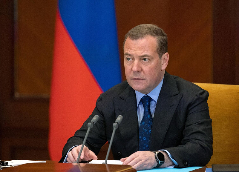 Медведев: Если Украина нанесет удар по Крыму, переговоров не будет