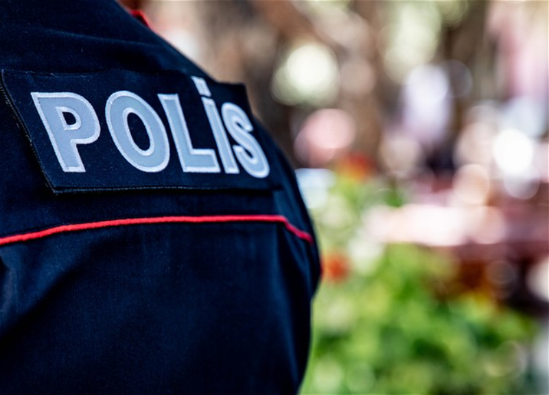 В Баку сотрудник полиции пострадал в ДТП