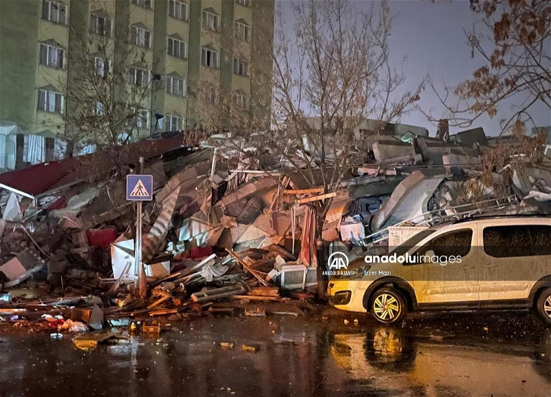 Землетрясение: мировое сообщество предлагает помощь Турции и Сирии