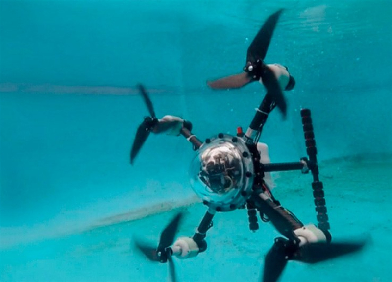 В Китае разработали плавающий квадрокоптер