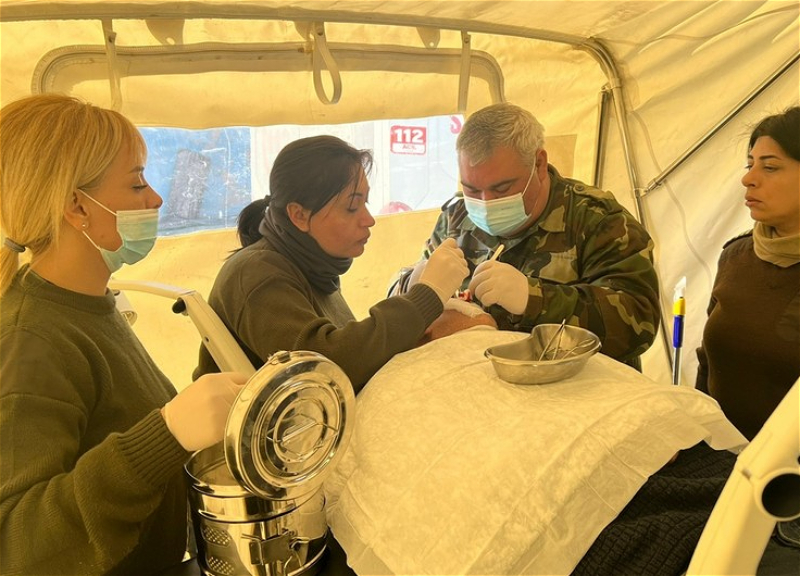 FHN-in Türkiyədəki mobil səhra hospitalında 215 zərərçəkənə tibbi xidmət göstərilib - FOTO - VİDEO
