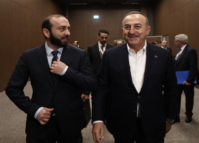 Çavuşoğlu: “Ermənistanla Türkiyə arasında tarixi İpək yolu körpüsünün bərpası haqda düşünürük”
