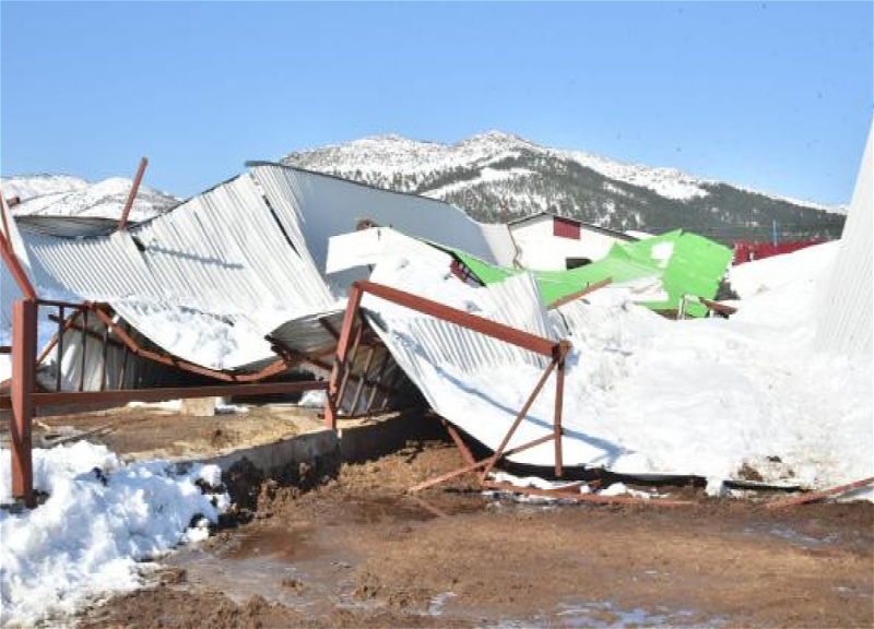 Kahramanmaraşda dam çöküb, ölən və yaralananlar var