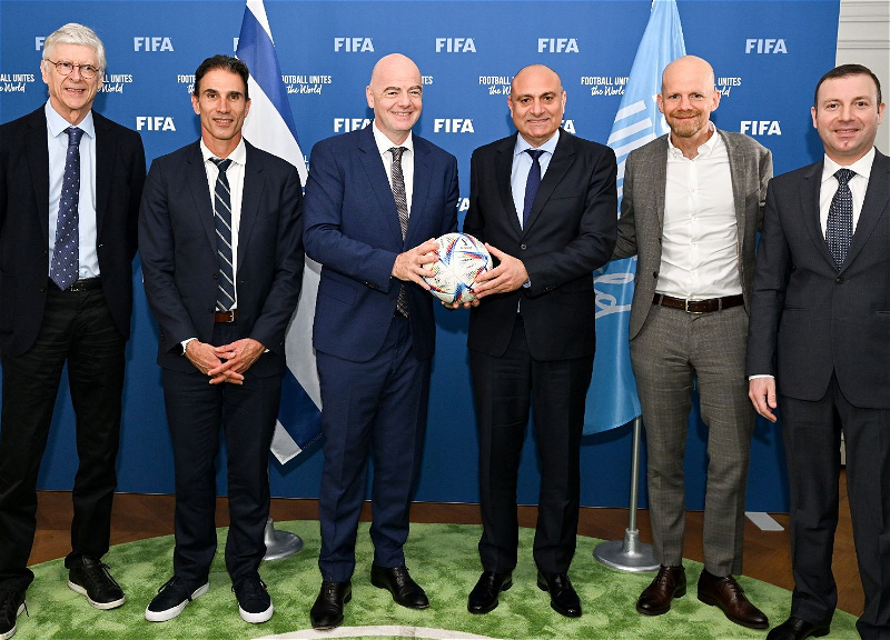 Эльхан Мамедов принял участие во встрече с главой Ассоциации футбола Израиля
