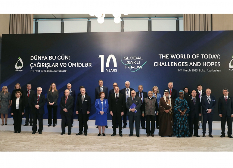 Ильхам Алиев выступил на X Глобальном Бакинском форуме «Мир сегодня: вызовы и надежды» - ФОТО - ВИДЕО