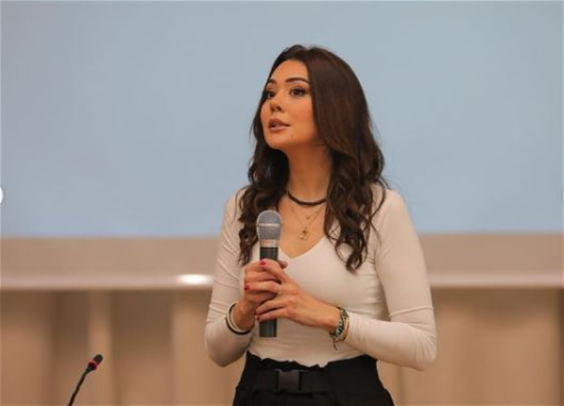 Оксана Расулова подверглась резкой критике после встречи со студентами в Нахчыване - ФОТО