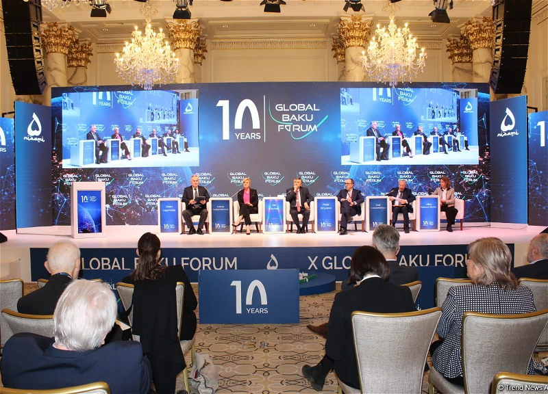 Заключительный день X Глобального Бакинского форума - ФОТО