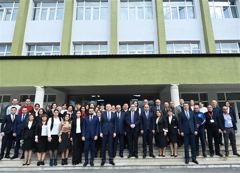 Министр образования и науки Грузии посетил Гахский центр STEAM - ФОТО