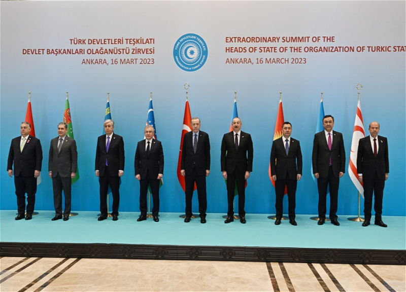 Ильхам Алиев присутствовал на совместном обеде глав государств Организации тюркских государств в Анкаре