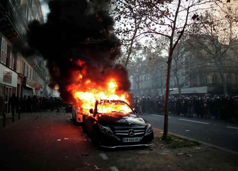 Беспорядки и поджоги в Париже: задержаны 217 человек - ВИДЕО