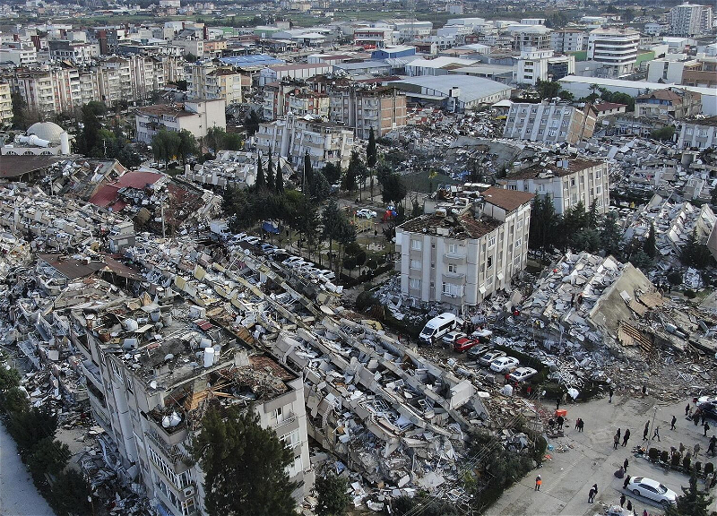 В Турции снова выросло число погибших в результате землетрясений
