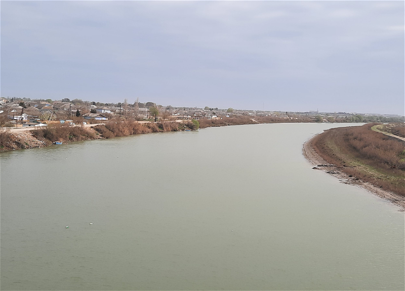 Уровень воды в Куре поднялся, жители Сальяна и Нефтчалы обеспечены водой - ФОТО
