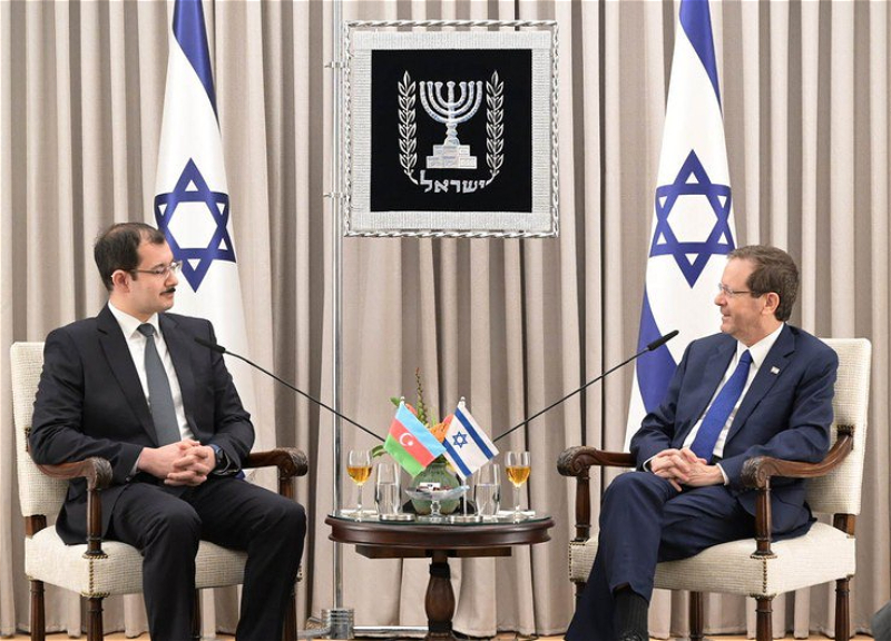 Посол Азербайджана вручил верительные грамоты президенту Израиля - ФОТО