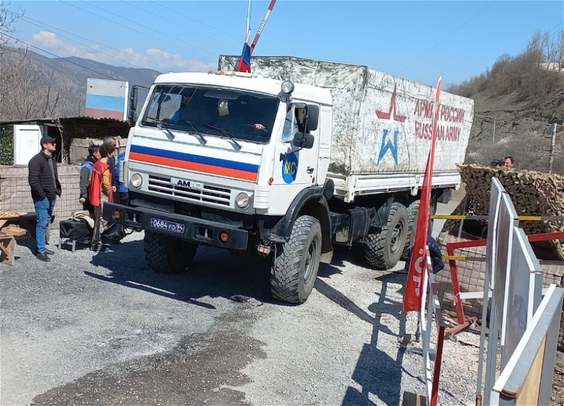 Участники экоакции создали условия для проезда армянских семей из Ханкенди в Лачин - ФОТО