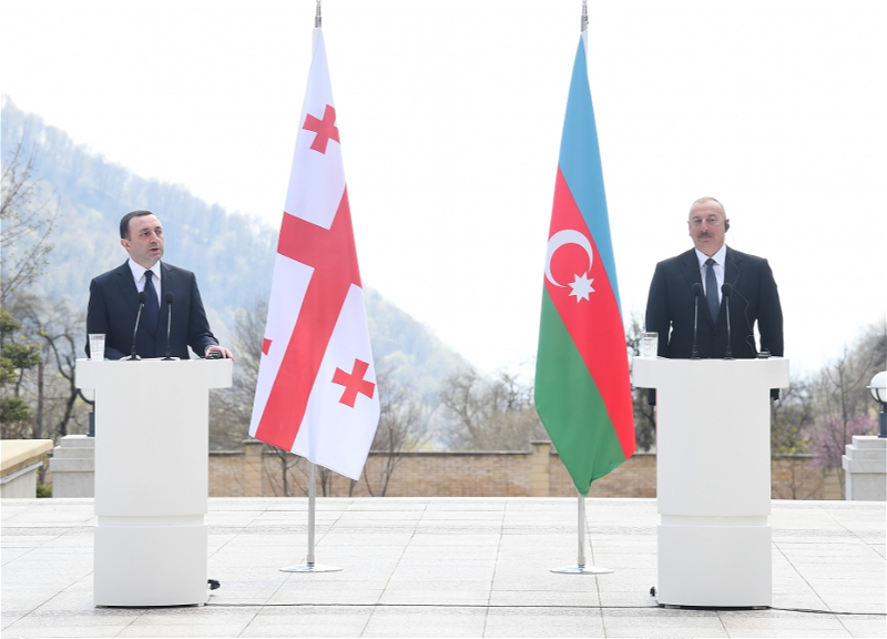 Президент Азербайджана и премьер-министр Грузии выступили с заявлениями для прессы - ФОТО