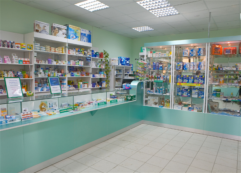 В Азербайджане за январь-февраль почти 70 аптек нарушили нормы реализации БАДов