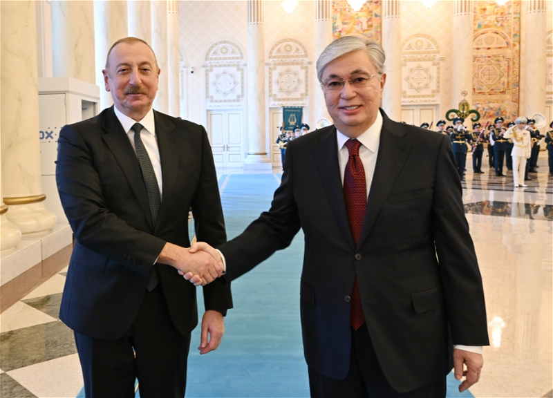 Ильхам Алиев пригласил Касым-Жомарта Токаева на открытие центра детского творчества в Карабахе